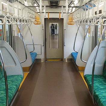 完成（車内）