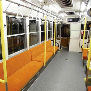 車内（施工後）